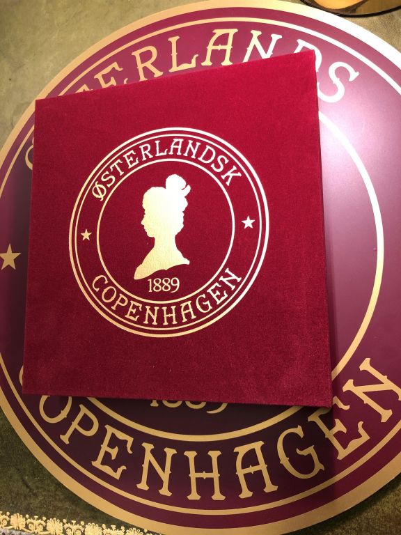Gaveæske Exclusiv velour, 6 stk. Tebrevsdåser - RED